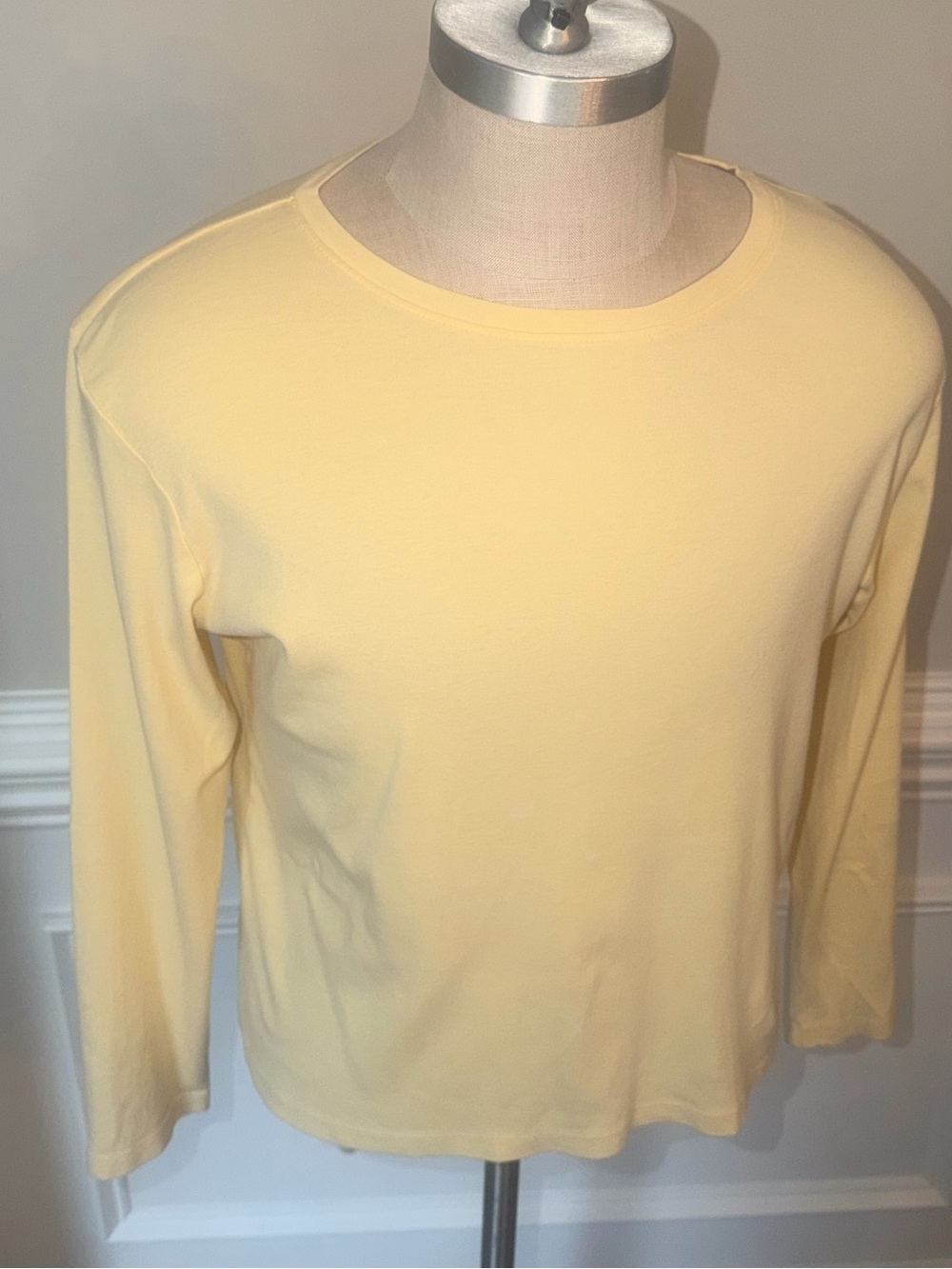 Ladies Eddie Bauer Lightweight Long-Sleeve Crewneck Shirt - Soft Yellow(128)